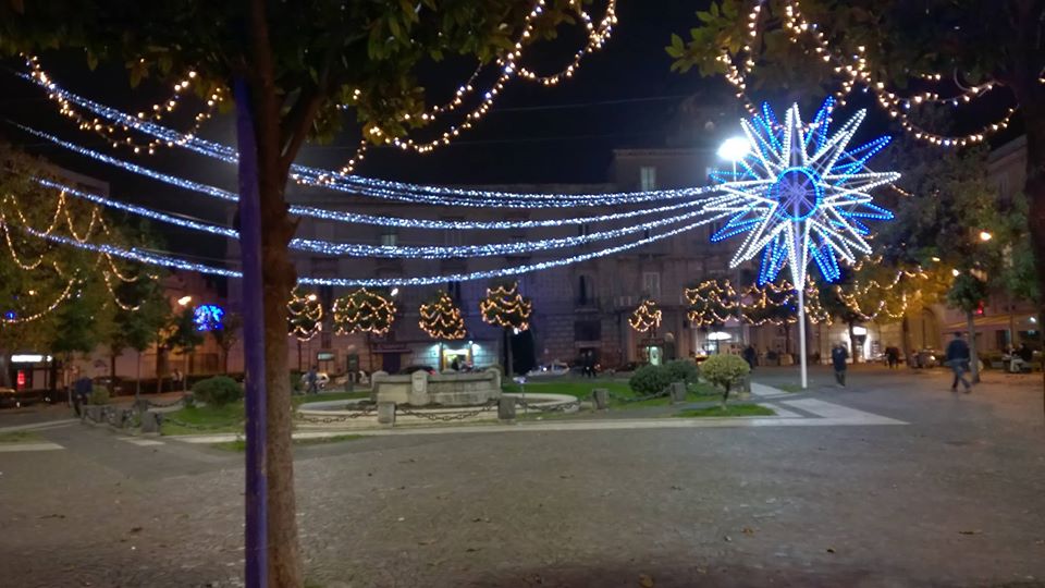 piazza vittorio emanuele luci